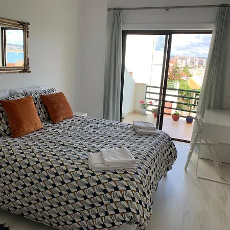 Sea View, Beachfront, Swimming Pool, Free Parking Apartman São Martinho do Porto