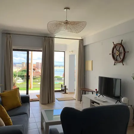 Apartmán Sea View, Beachfront, Swimming Pool, Free Parking São Martinho do Porto