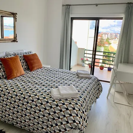 Sea View, Beachfront, Swimming Pool, Free Parking *