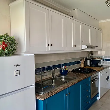 Apartamento Sea View, Beachfront, Swimming Pool, Free Parking
