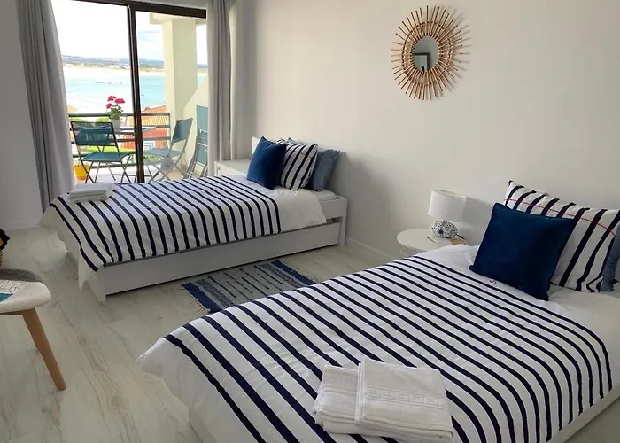 Casa Na Onda Sonho Da Baia-amazing Sea View Сан-Мартинью-ду-Порту